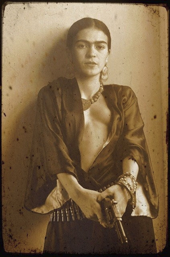Frida loves to undress - 18+, My, Survey, Sex, Boobs, Naked, Exhibitionism, No bra, Longpost, Artist, Frida Kahlo, Art, NSFW