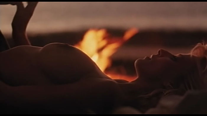 Tits in Hard Hunted (1992) - 18+, Boobs, Movies, Боевики, Thriller, Drama, Crime, Adventures, 90th, Films of the 90s, 1992, Longpost, NSFW