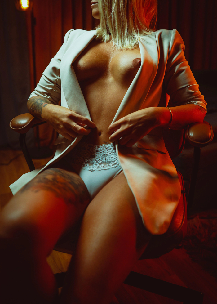 Aesthetic - 18+, Erotic, Girls, Boobs, Girl with tattoo, Cameltoe, Longpost, NSFW
