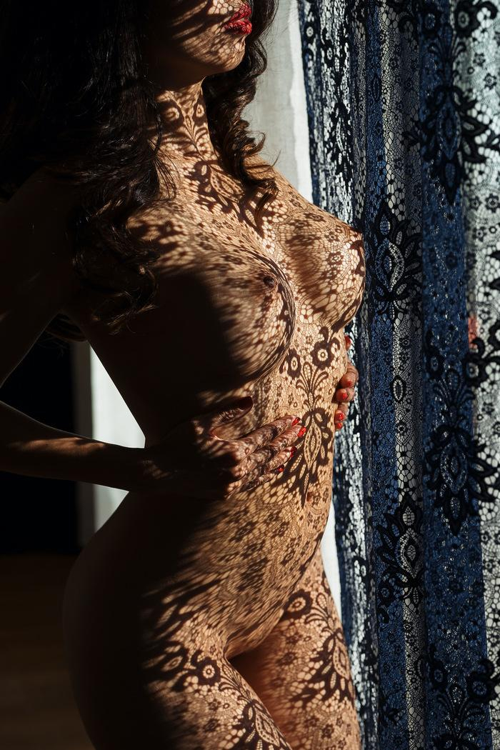 Узорчики - 18+, Из сети, Соски, Узоры, Тень, Губы, Эротика, Девушки, NSFW